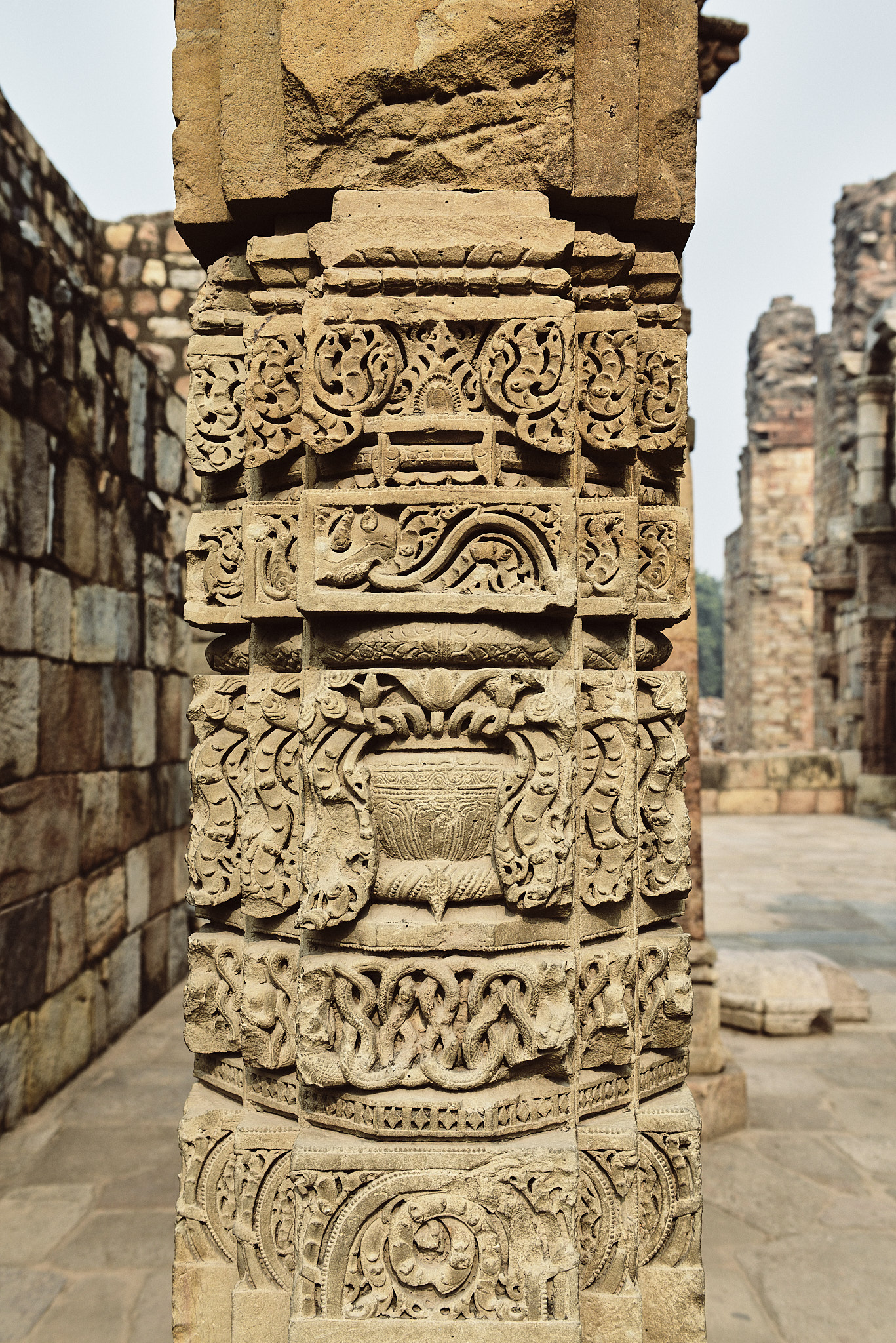 20140104 278 델리 쿠트브 미나르 (철 기둥)